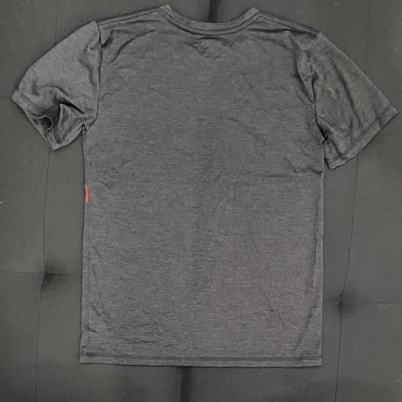 Adidas‎ Shorts Sleeve Tee - Picture 5 of 6